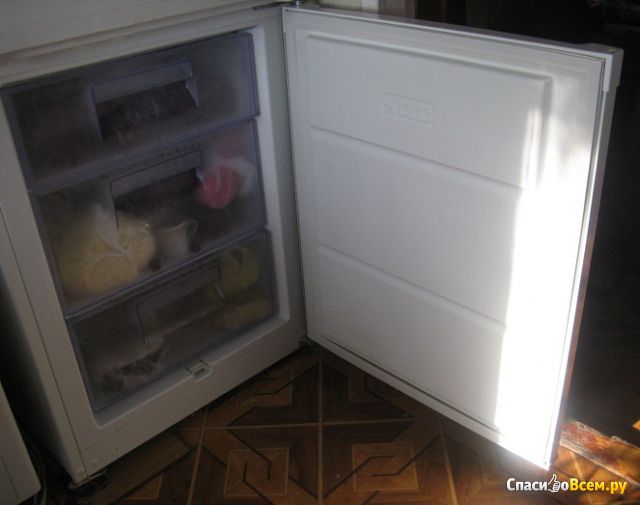 Двухкамерный холодильник Zanussi ZRB 634 W2