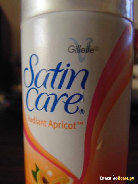 Гель для бритья Gillette Satin Care "Radiant Apricot"
