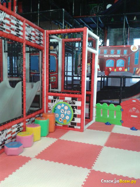 Детская игровая площадка "Just kids" в ТРК Иремель (Уфа, ул. Менделеева, д. 137)