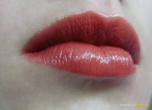 Увлажняющая губная помада Faberlic CC "Увлажнение в цвете" Skyline "Листопад в октябре"