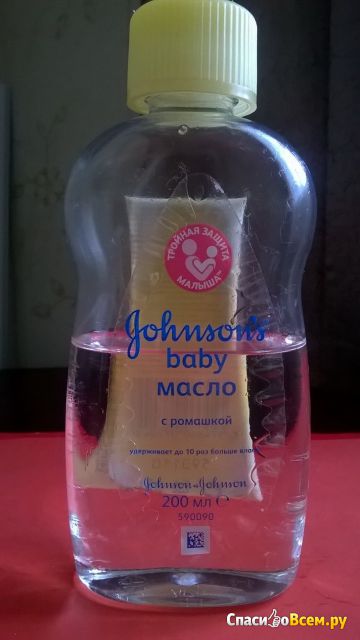 Детское масло Johnson`s Baby с ромашкой