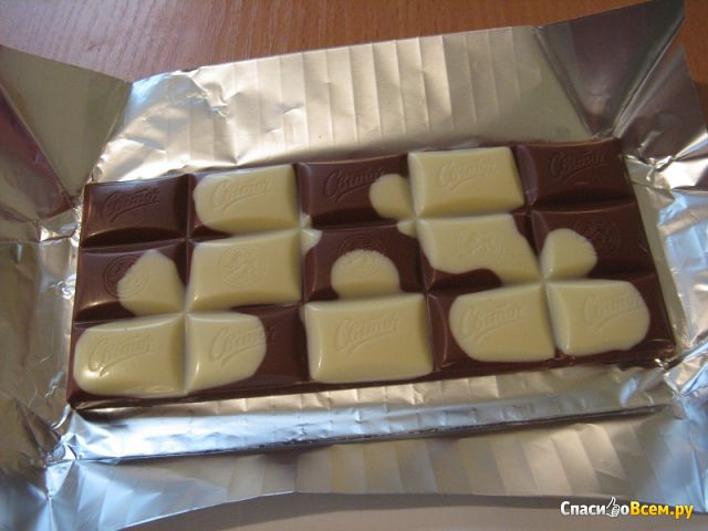 Молочный и белый шоколад 2 в 1 "Свиточ"