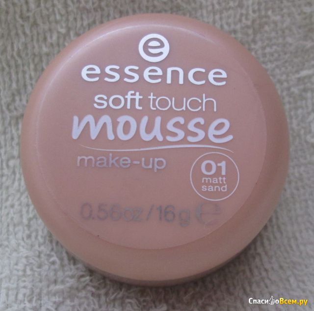 Тональный мусс для лица Essence Soft touch mousse make-up