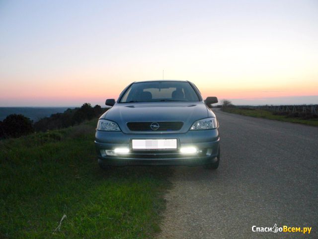 Автомобиль Opel Astra G
