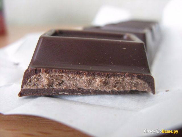 Шоколадный батончик Roshen "Lounge Bar" Dark Chocolate Hazelnuts Ореховое пралине