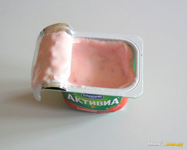 Йогурт "Активиа" Клубника