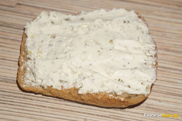 Творожный сыр Hochland Almette с огурцами и зеленью