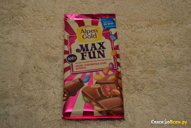 Шоколад Alpen Gold Max Fun арахис, разноцветные драже, карамель