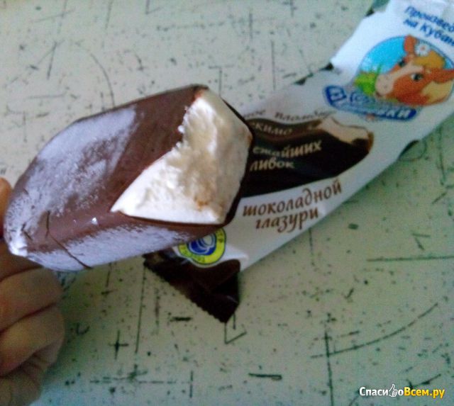 Мороженое Коровка из Кореновки "Пломбир Эскимо в шоколадной глазури"