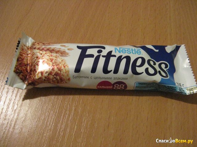 Батончик с цельными злаками Nestle Fitness Calcium