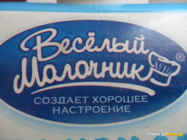 Молочный продукт "Веселый молочник" Снежок сладкий 2,5%