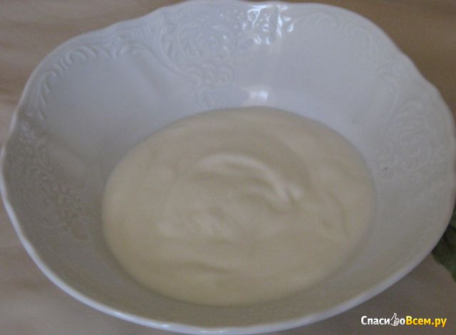 Белый йогурт классический "Простоквашино" 2,7%