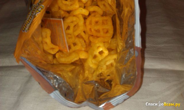 Кукурузные снеки Cheetos со вкусом «Сырно-ветчинный тост»