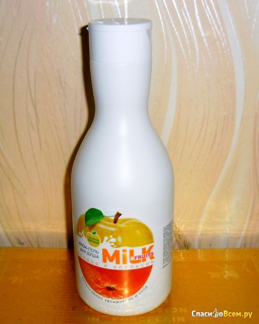 Крем-гель для душа с экстрактом апельсина и яблочным пектином Milk&Fruits "Интенсивное увлажнение"