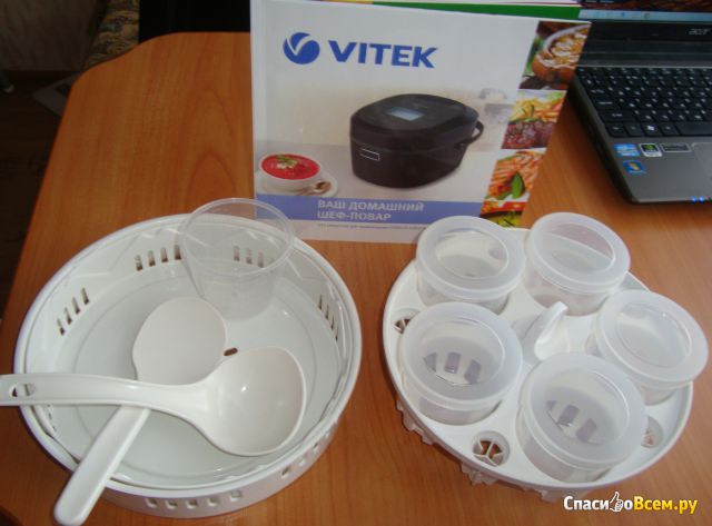 Мультиварка Vitek VT-4205 ВК
