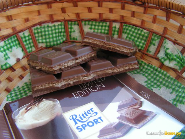 Шоколад Ritter Sport молочный с начинкой "Кофе глясе"