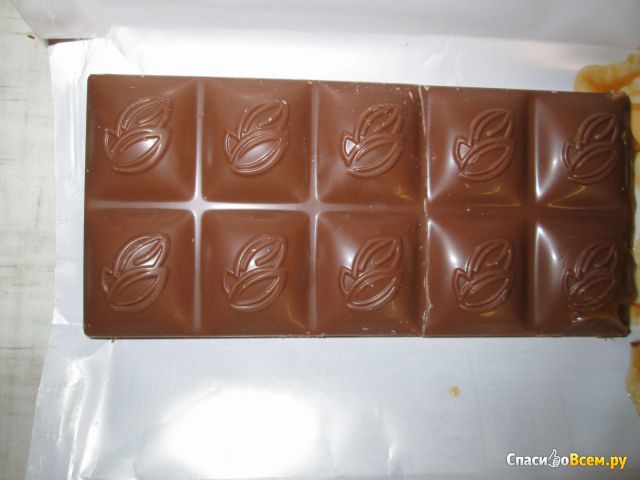 Шоколад молочный "Россия" Карамель Арахис