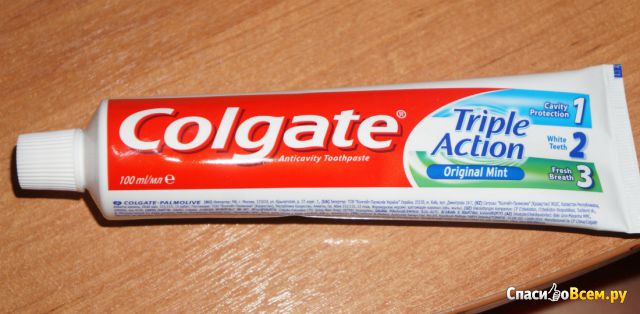 Зубная паста Colgate с фторидом "Тройное действие" Натуральная мята