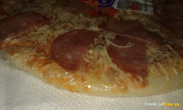 Пицца с колбасой "Красная цена" Полуфабрикат замороженный