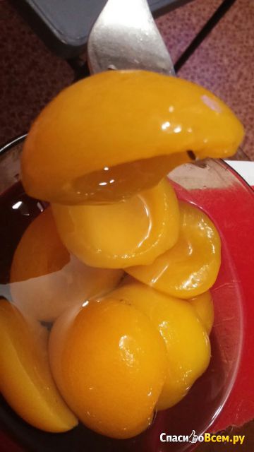 Персики консервированные Gusto