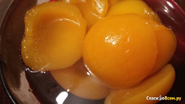 Персики консервированные Gusto