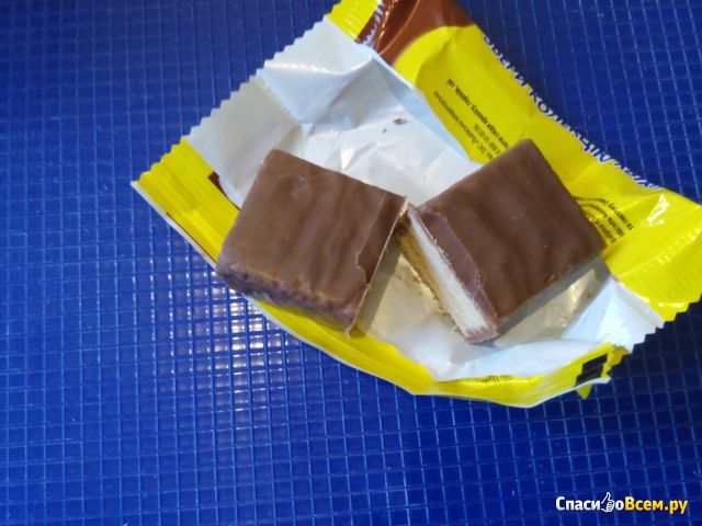 Вафельный батончик покрытый молочным шоколадом Nesquik