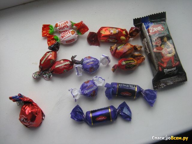 Новогодний подарочный набор конфет Sweet TradeR