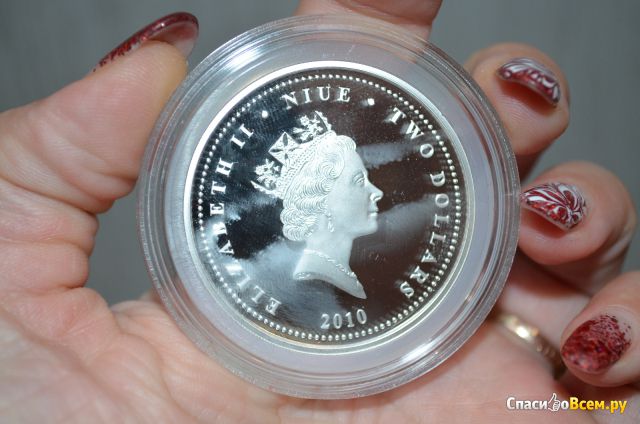 Серебряная монета 2$ "Советский транспорт. Метро" Банк Ниуэ 2010