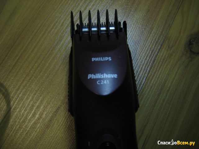 Машинка для стрижки волос Philips Philishave HQC 241