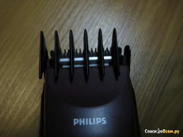Машинка для стрижки волос Philips Philishave HQC 241