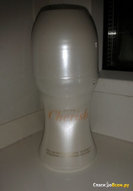 Шариковый дезодорант-антиперспирант Avon Cherish