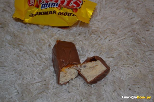 Шоколадный батончик Nuts mini
