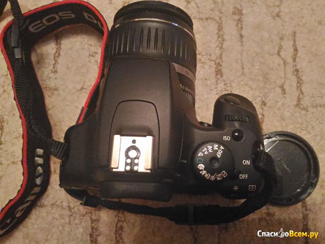 Цифровой зеркальный фотоаппарат Canon 1000D