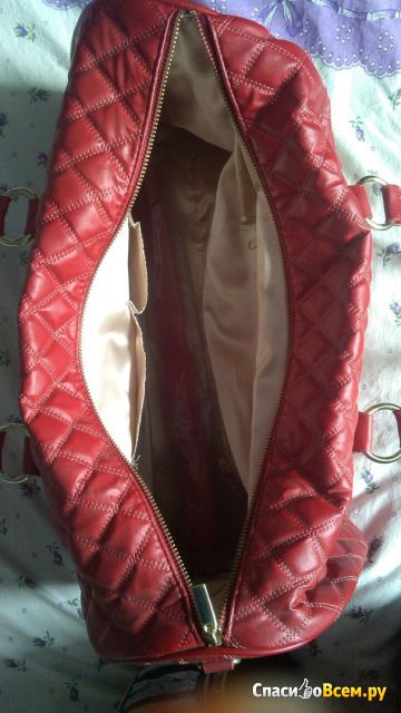 Женская дорожная сумка Oriflame "Красный шик"