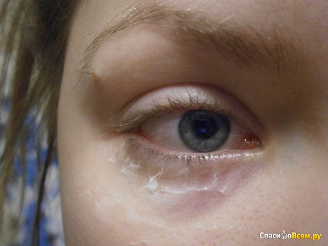 Крем для кожи вокруг глаз Oriflame Optimals Seeing is Believing