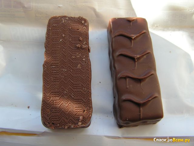 Шоколадный батончик Snickers "Арахисовый бунт" ограниченная серия