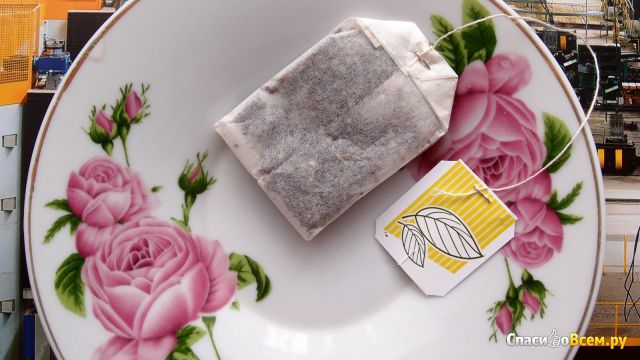 Чай черный цейлонский с цветками липы Чайная компания "Премьер"