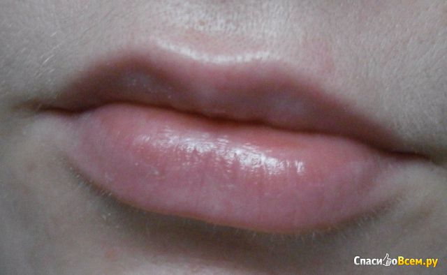Увлажняющая губная помада Avon "Luxe" № 64874 "Престиж"