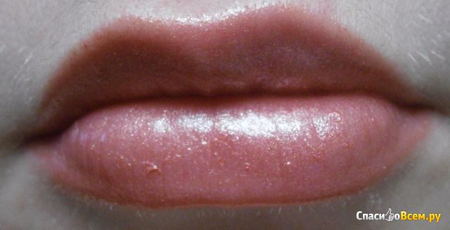 Увлажняющая губная помада Avon "Luxe" № 64874 "Престиж"