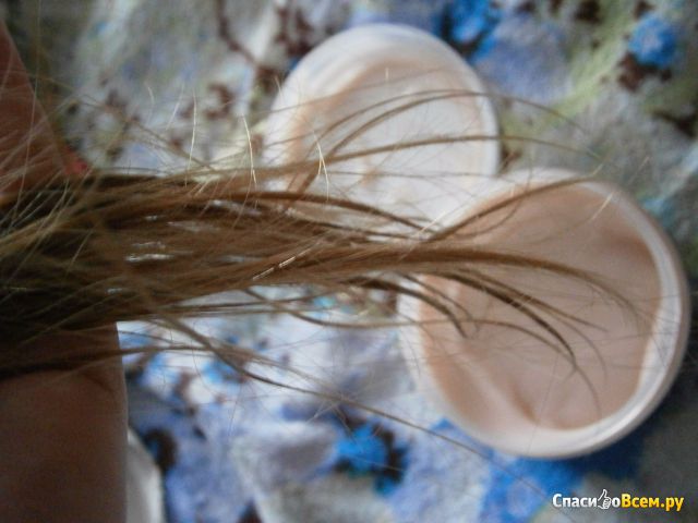Бальзам-уход для волос Avon Naturals Hair Care "Природная мягкость" Авокадо и миндаль