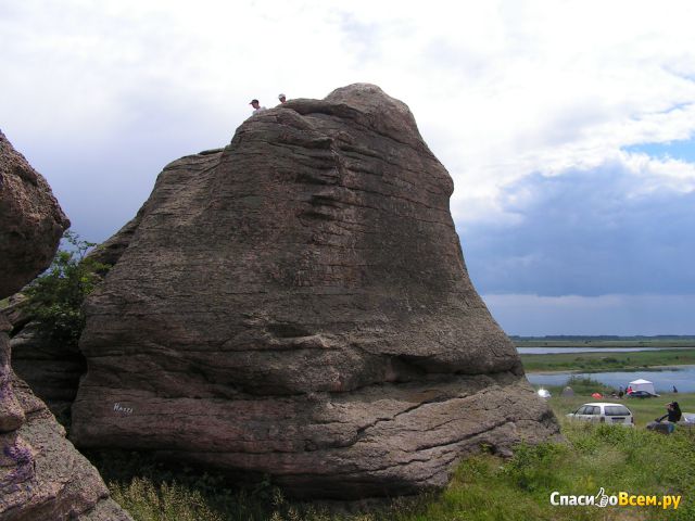 Каменные палатки озера Большие Аллаки (Россия, Челябинская обл., Каслинский р-н)