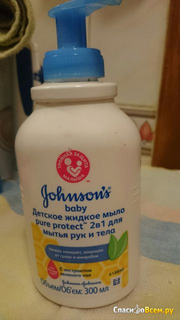 Детское жидкое мыло Johnson's Baby “Pure Protect” 2 в 1 для мытья рук и тела с зеленым чаем