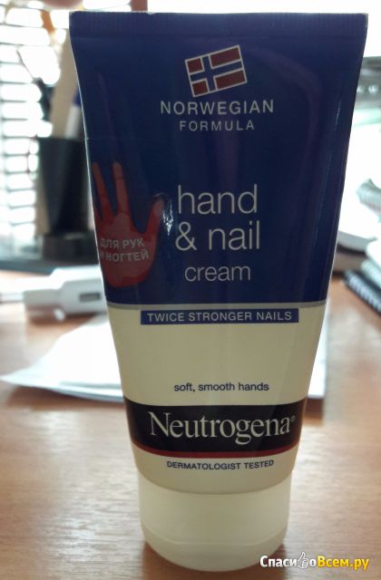 Крем для рук и ногтей Neutrogena Hand & Nail Cream Soft, smooth hands