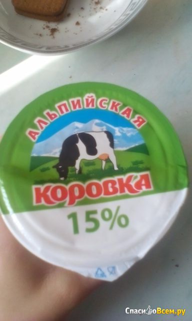 Сметанный продукт "Альпийская коровка" 15%