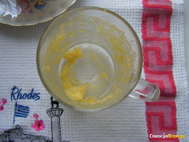 Десерт Dr. Oetker «Кекс в чашке» ванильный с нежным соусом