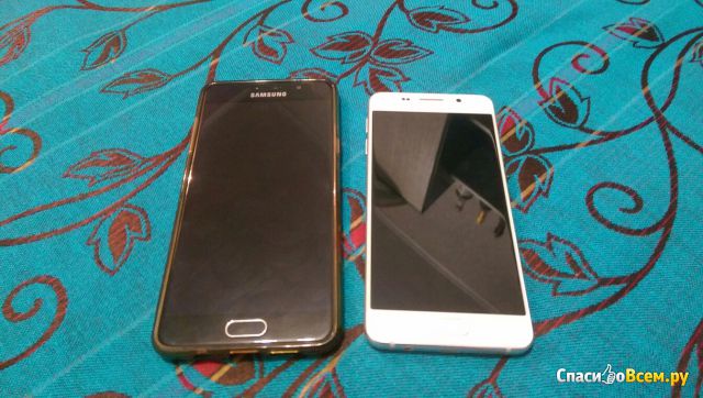 Смартфон Samsung Galaxy A3 SM-A310F