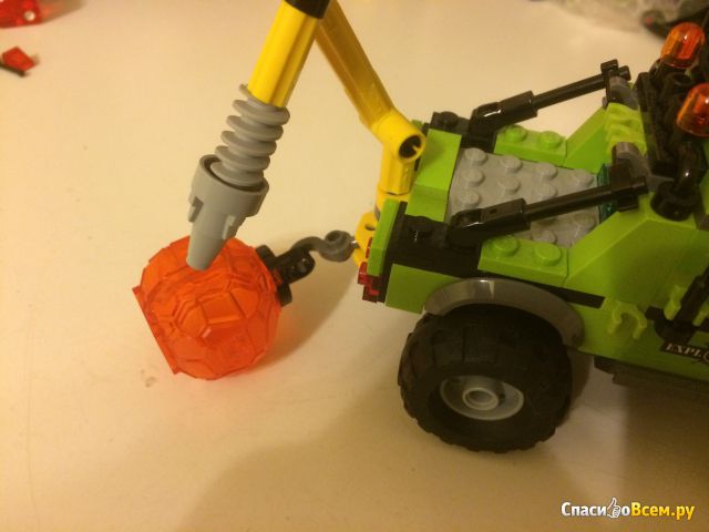 Конструктор Lego City "Грузовик исследователей вулканов" 60121