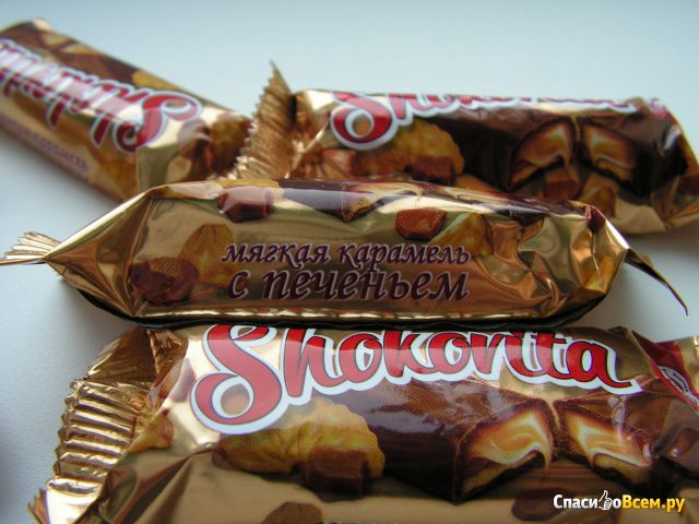 Конфеты глазированные мягкая карамель с печеньем «Shokovita» Богатырь