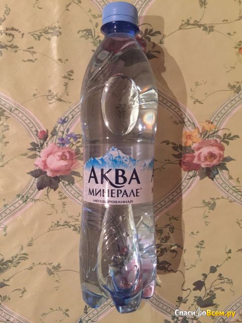 Негазированная питьевая вода Aqua Minerale