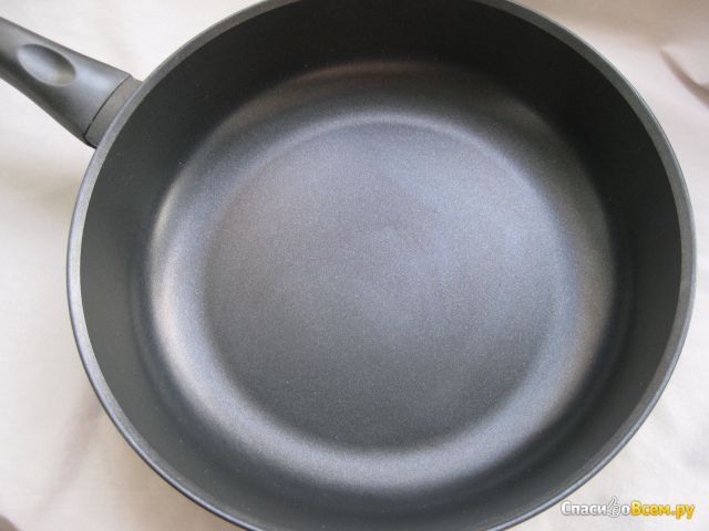Сковорода литая с антипригарным покрытием Биол "Классик" 26 см